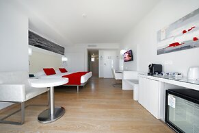 Aequora Lanzarote Suites