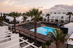 Aequora Lanzarote Suites