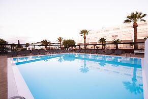 Aequora Lanzarote Suites