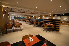 Aequora Lanzarote Suites