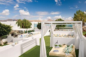 Aequora Lanzarote Suites