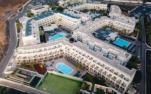 Aequora Lanzarote Suites