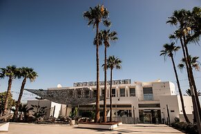 Aequora Lanzarote Suites