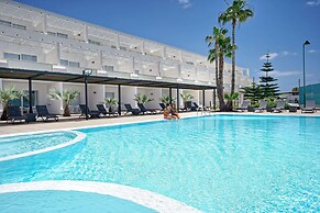 Aequora Lanzarote Suites