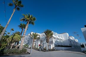 Aequora Lanzarote Suites
