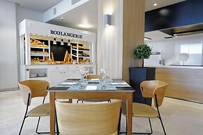 Aequora Lanzarote Suites