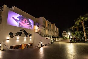 Aequora Lanzarote Suites