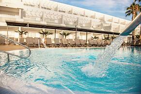 Aequora Lanzarote Suites