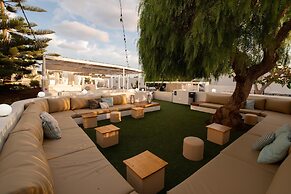 Aequora Lanzarote Suites