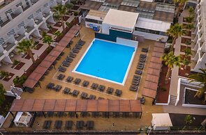 Aequora Lanzarote Suites