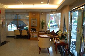 Hua Tong Hotel