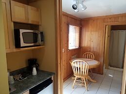 The Willard Munger Inn