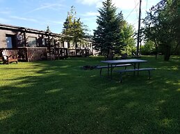 The Willard Munger Inn