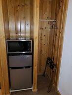 The Willard Munger Inn