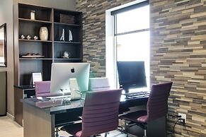 Holiday Inn Express Fargo SW - I-94 Medical Center by IHG