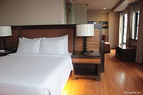 Soleste Suites