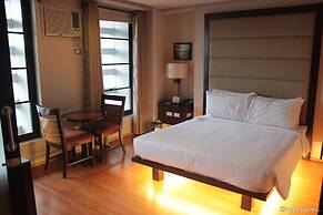 Soleste Suites