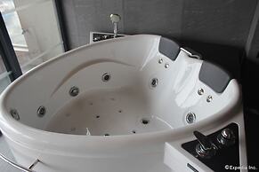 Soleste Suites