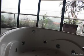 Soleste Suites