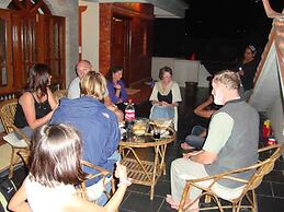 Vardan Resort n' Apartment