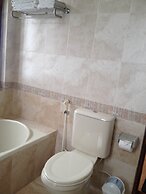 Vardan Resort n' Apartment