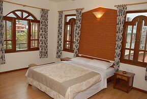 Vardan Resort n' Apartment