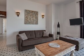 La Residencia Tarifa