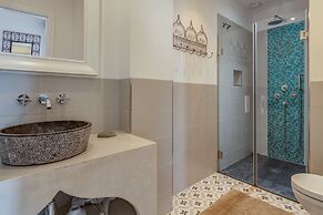 La Residencia Tarifa