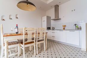 La Residencia Tarifa