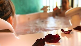 Complejo Enoturístico Finca La Estacada