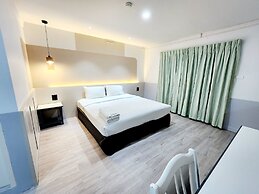 SEATEL Phuket Patong Beach