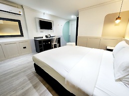 SEATEL Phuket Patong Beach