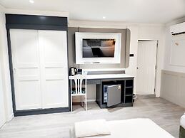 SEATEL Phuket Patong Beach