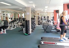 BASE Holidays - Ettalong Beach Premium Apartments