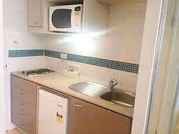 BASE Holidays - Ettalong Beach Premium Apartments