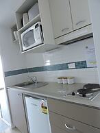 BASE Holidays - Ettalong Beach Premium Apartments