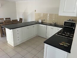 Melton Motor Inn & Apartments