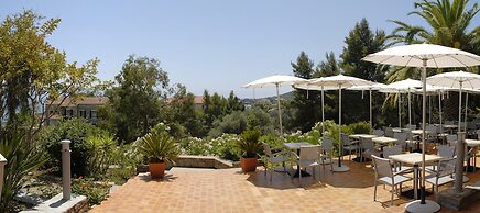 Hôtel les Eucalyptus