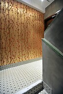 Mingle Place by The Park