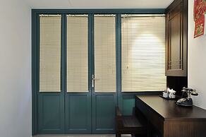 Mingle Place by The Park