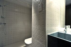 Mingle Place by The Park