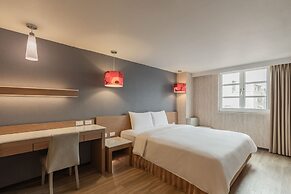 Kindness Hotel - Tainan Chihkan Tower