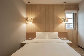 Kindness Hotel - Tainan Chihkan Tower