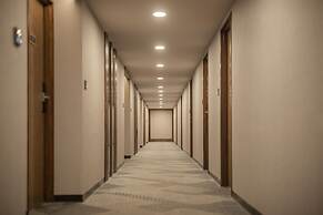 Kindness Hotel - Tainan Chihkan Tower