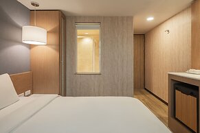 Kindness Hotel - Tainan Chihkan Tower