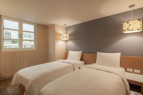 Kindness Hotel - Tainan Chihkan Tower
