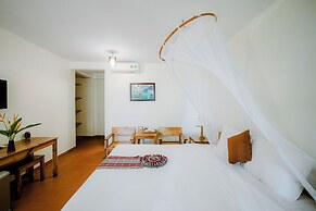 La Mer Resort