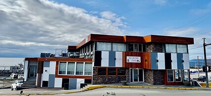 Marine Inn