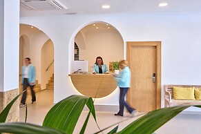 Universal Hotel Bikini