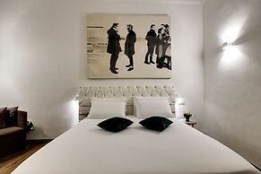 Piazza Farnese Luxury Suites